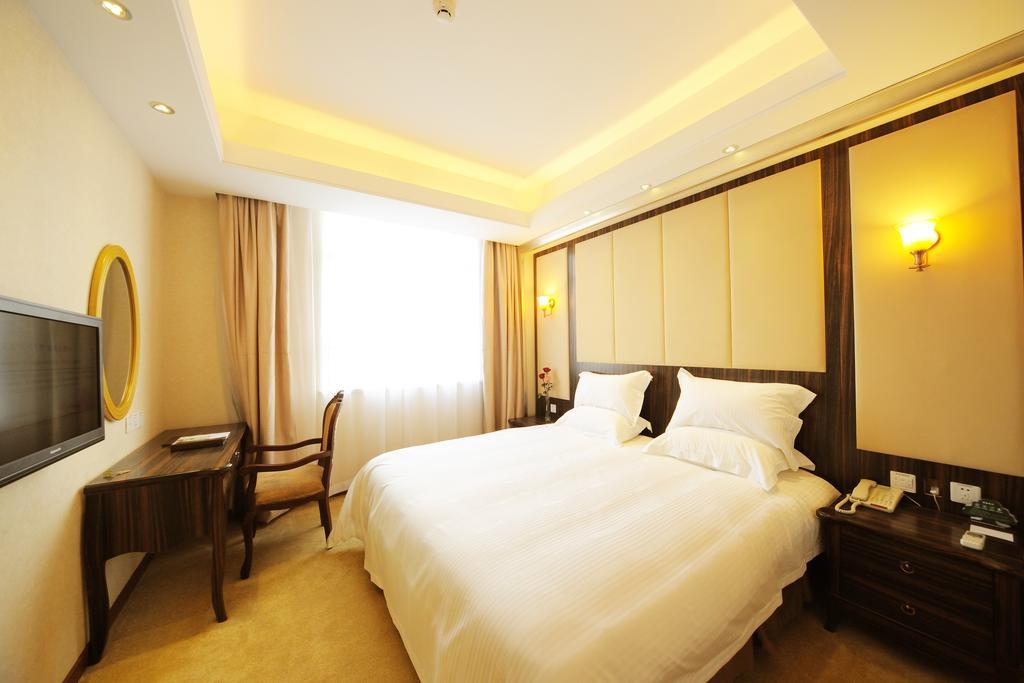 Greentree Inn Shanghai West Huaxia Road Metro Station Express Hotel Номер фото